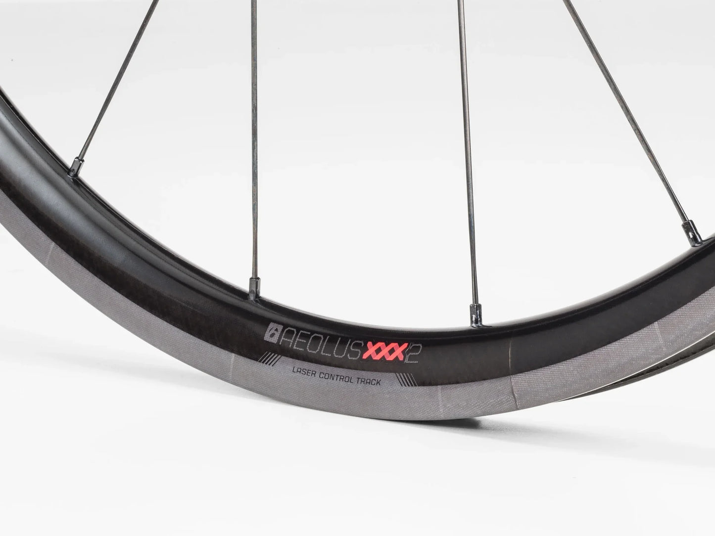 Bontrager Aeolus XXX 2 TLR CLACKER RUEDAS