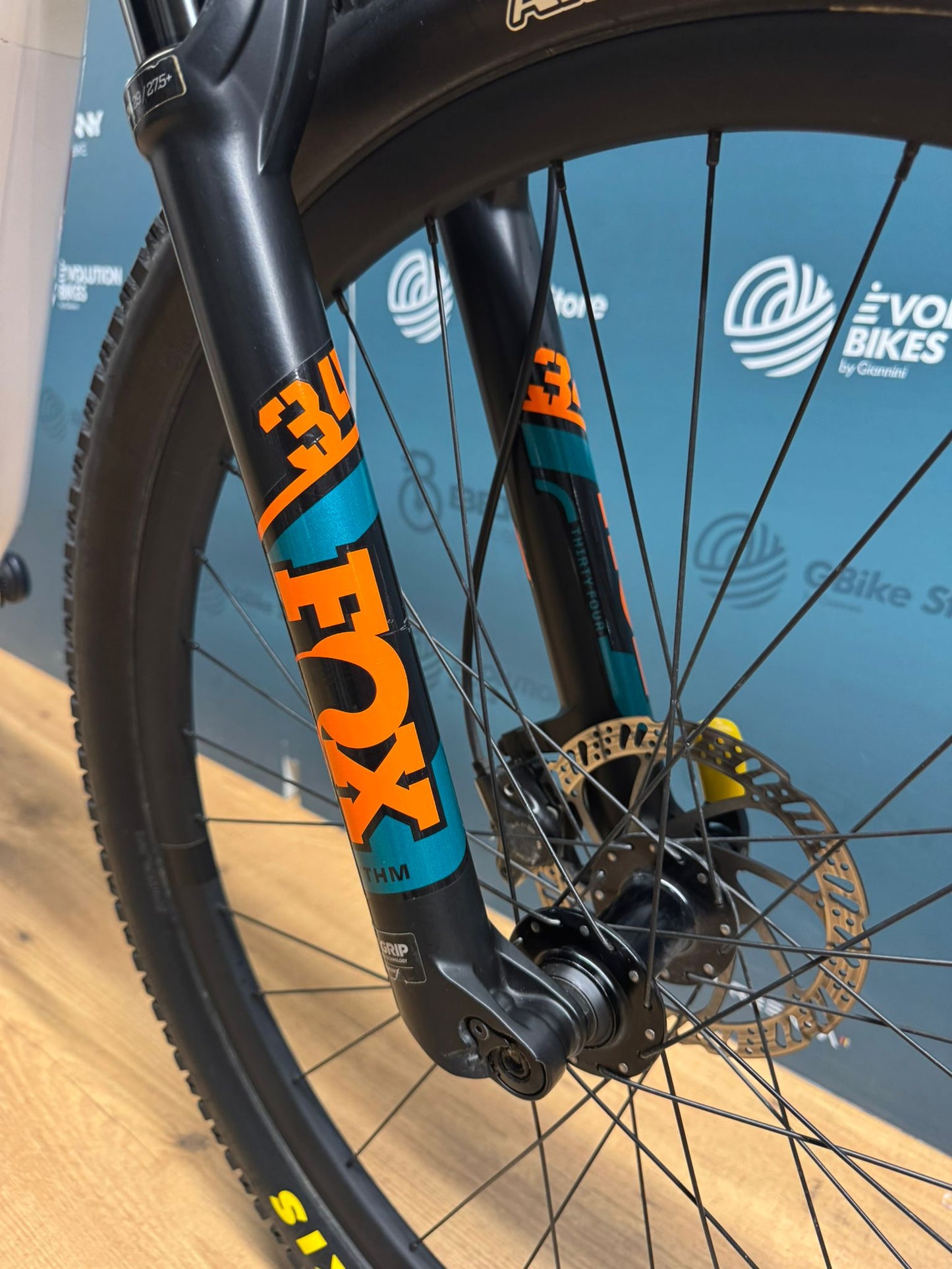 Megamo Tor XX1 w rozmiarze M - Używany