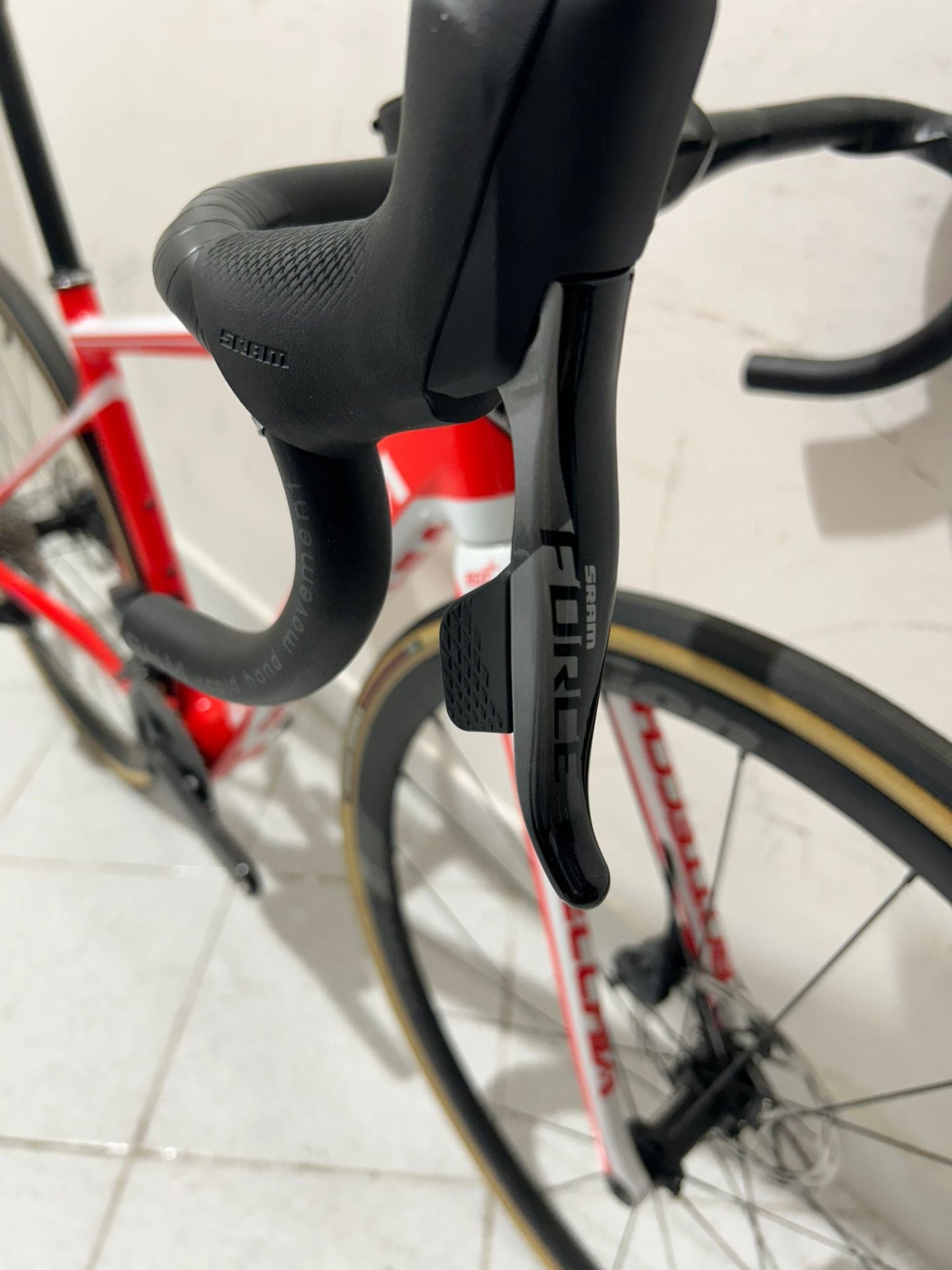 Bottecchia Emme 4 Team - Red Lab Edition Tamanho 44 Demo