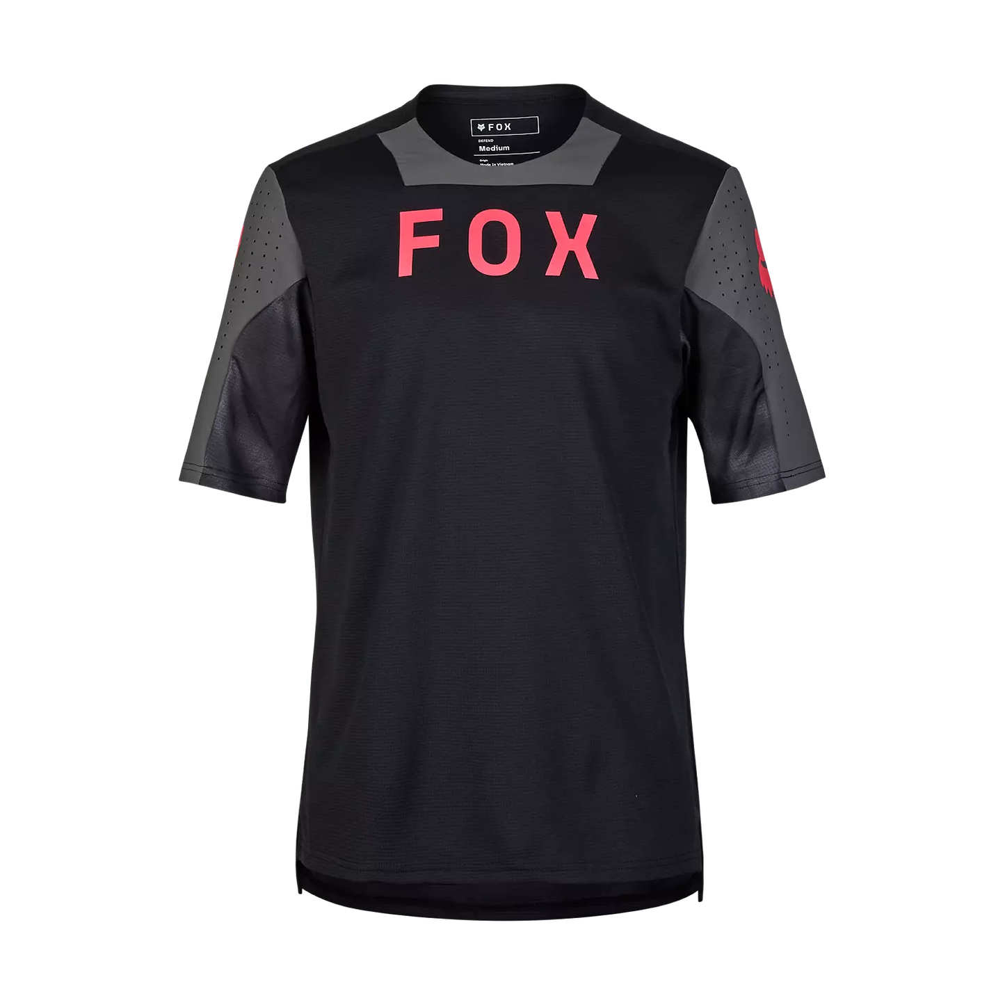 Fox forsvarer spottet shirt