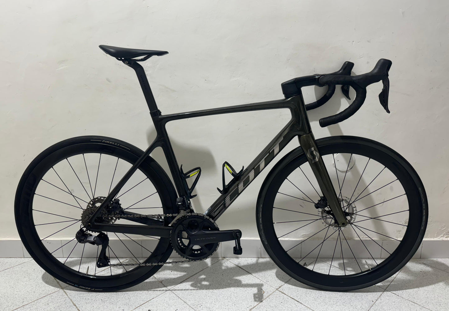 Scott Addict RC Ultegra DI2 Velikost L - Používá se