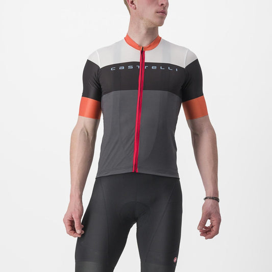 Castelli Shirt Afsnit 2023