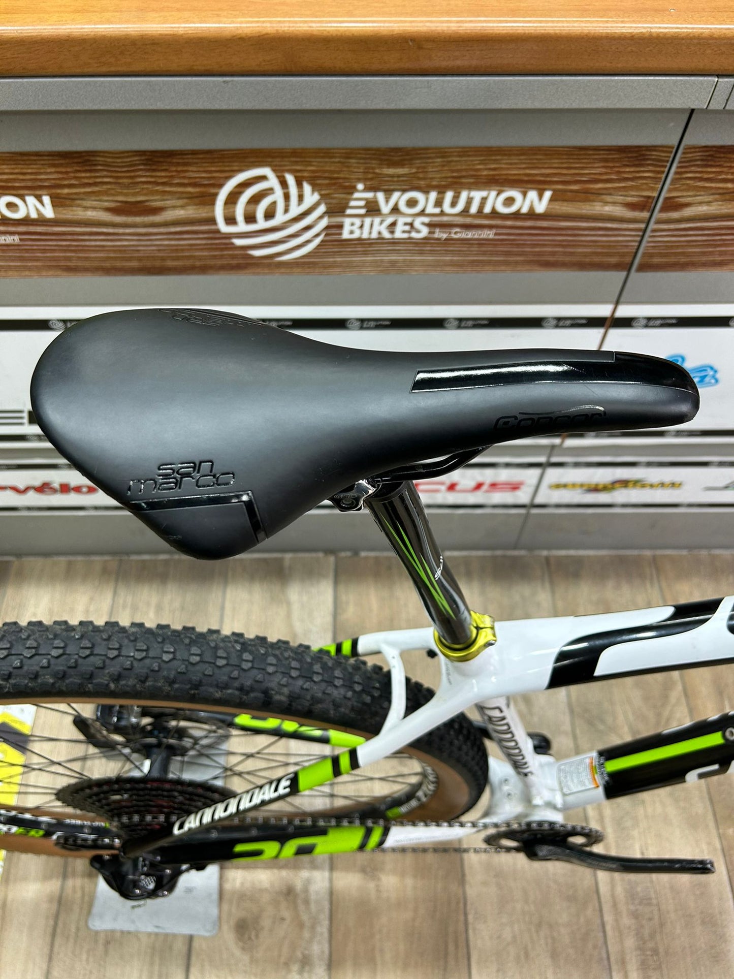 Cannondale F29 Factory Racing Taglia L - Usata