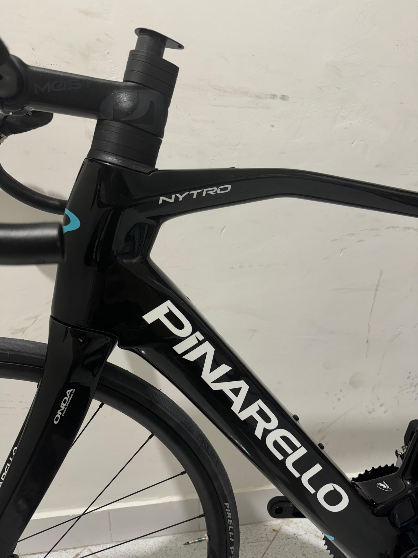 Pinarello Nyro E5 Road 105 av2 Storlek 55 - Demo