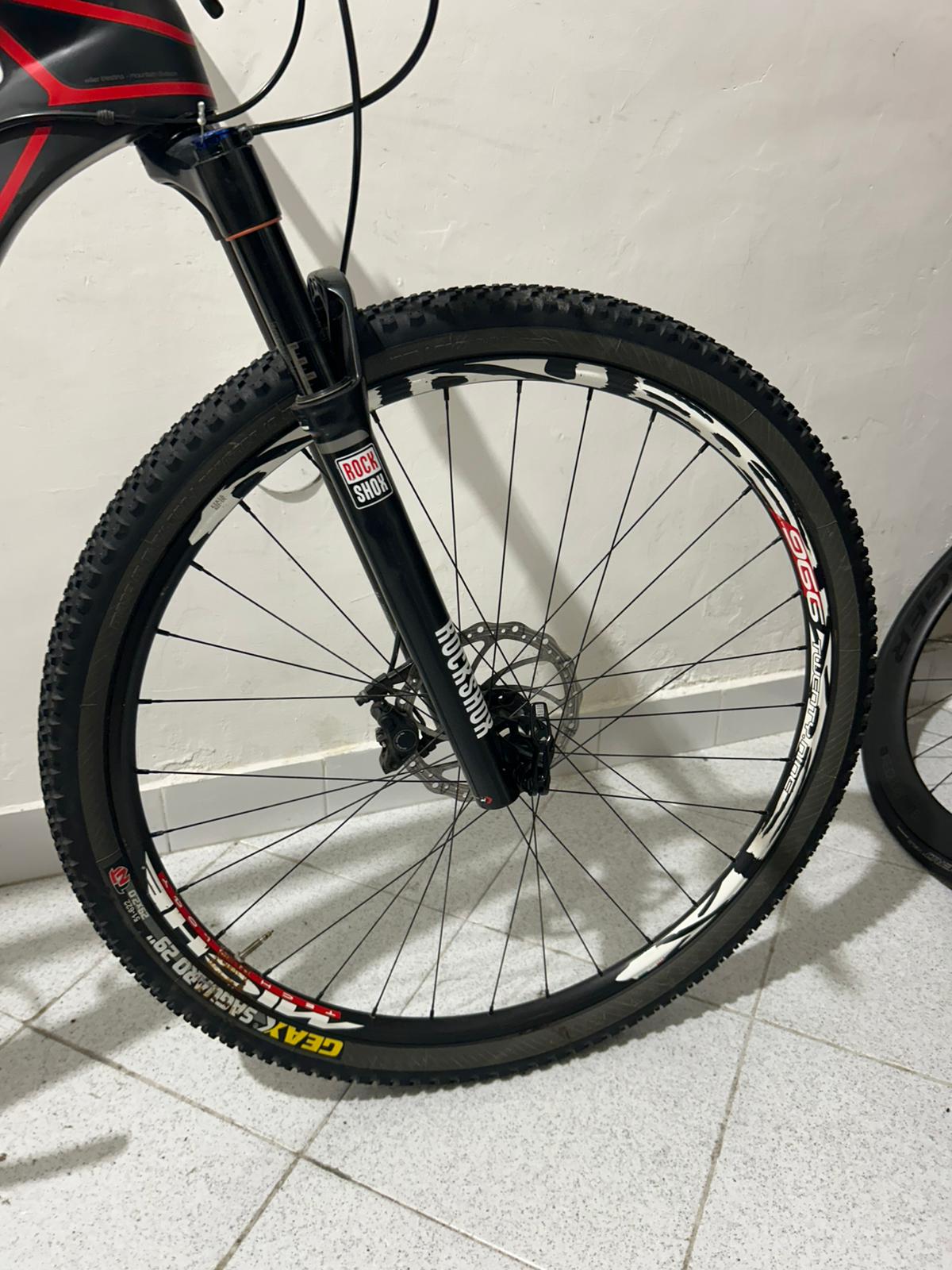 Taille de Wilier 101 XN L - Utilisé