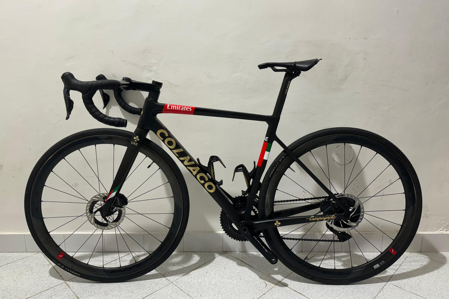 Colnago V3RS Emirates -koko 48S - Käytetty