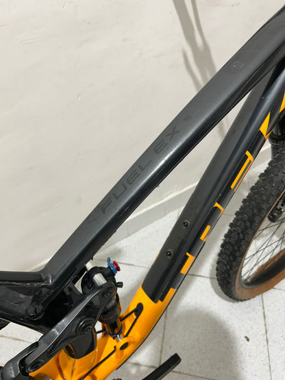 Trek Fuel Ex 5 -maat L - Gebruikt