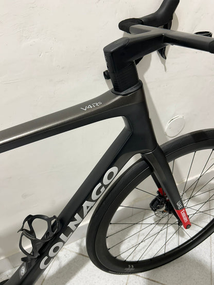 Colnago V4RS DI2 EAU Emirates Tamaño 530 - NUEVO