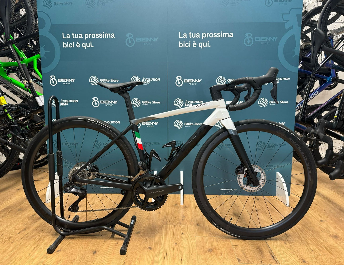 Colnago C68 Road Disc Ultegra DI2 Rozmiar 42 - Używany