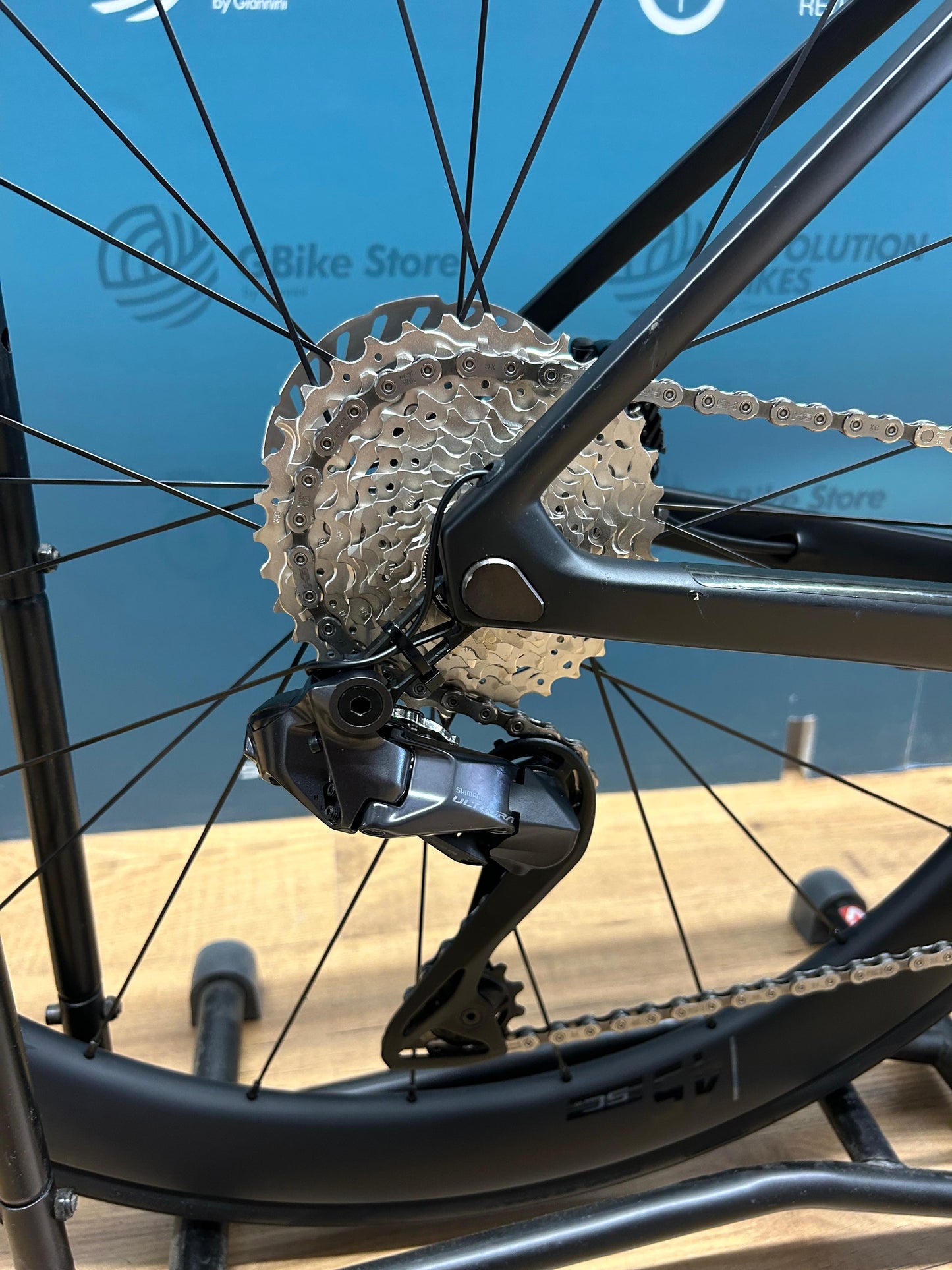 Colnago V4rs Emiraty ZEA Rozmiar 455 - Użyte