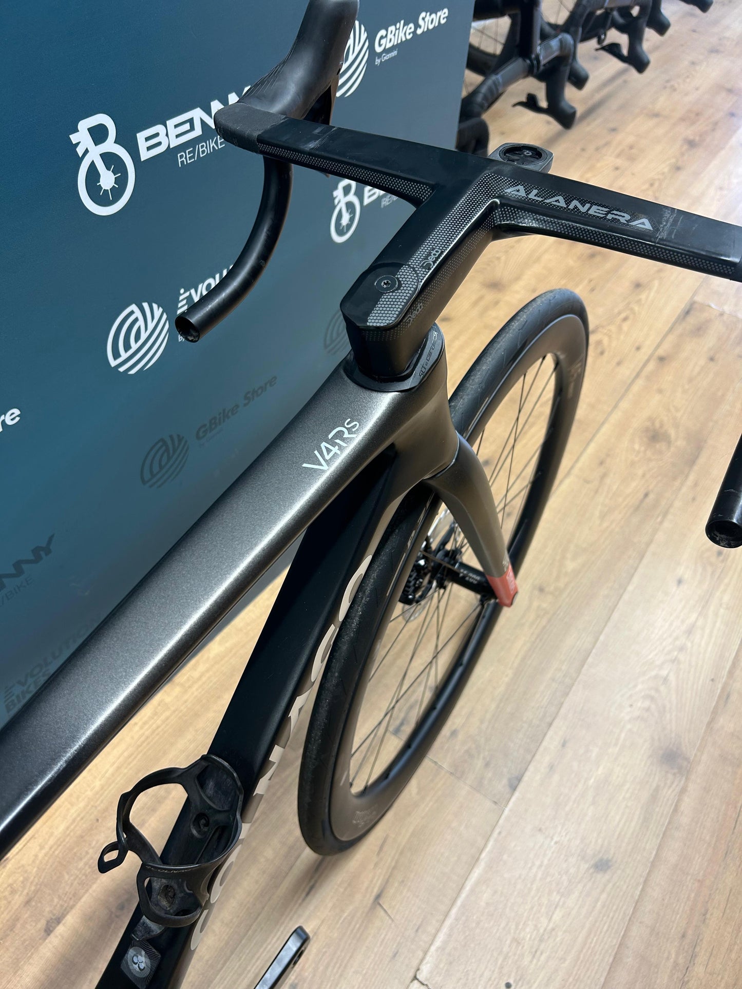 Colnago V4rs Emiraty ZEA Rozmiar 455 - Użyte