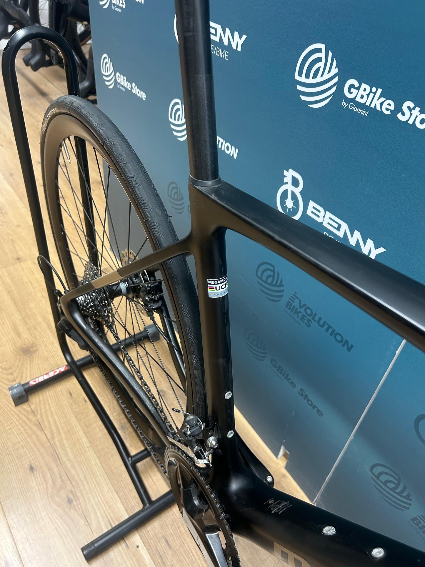 Megamo Raise  Taglia S - Usata