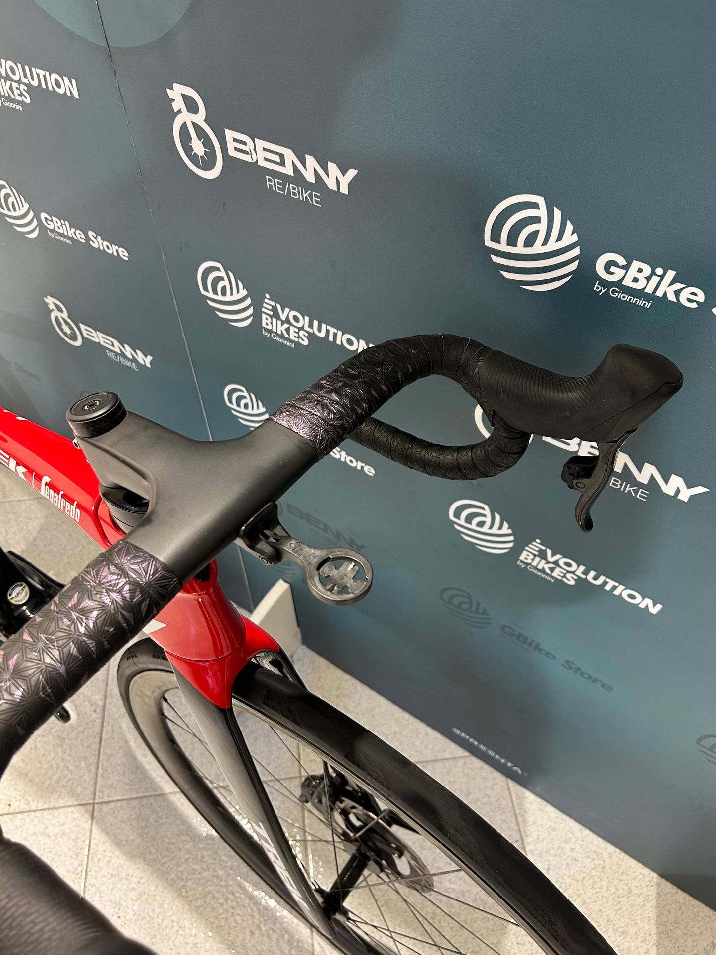 Trek Émonda SLR 7 AXS Size 54 - Used