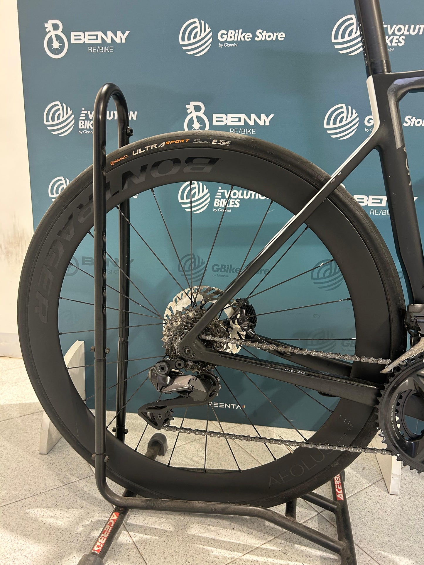 Colnago V3RS Size 52s - Used