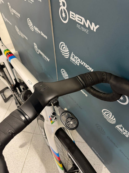 Colnago Y1Rs Dura Ace Di2 Enve SES 4.5 Size XS - Demos