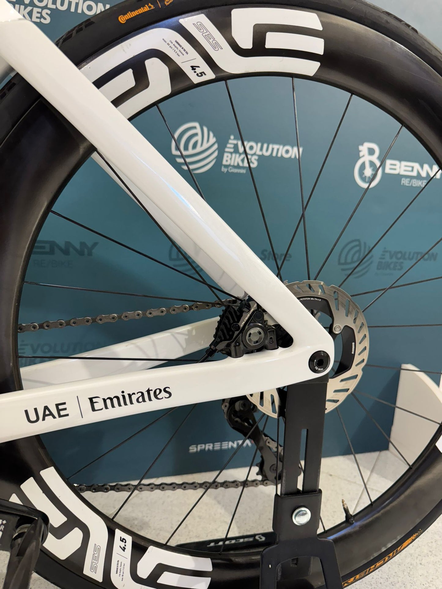 Colnago Y1Rs Dura Ace Di2 Enve SES 4.5 Size XS - Demos