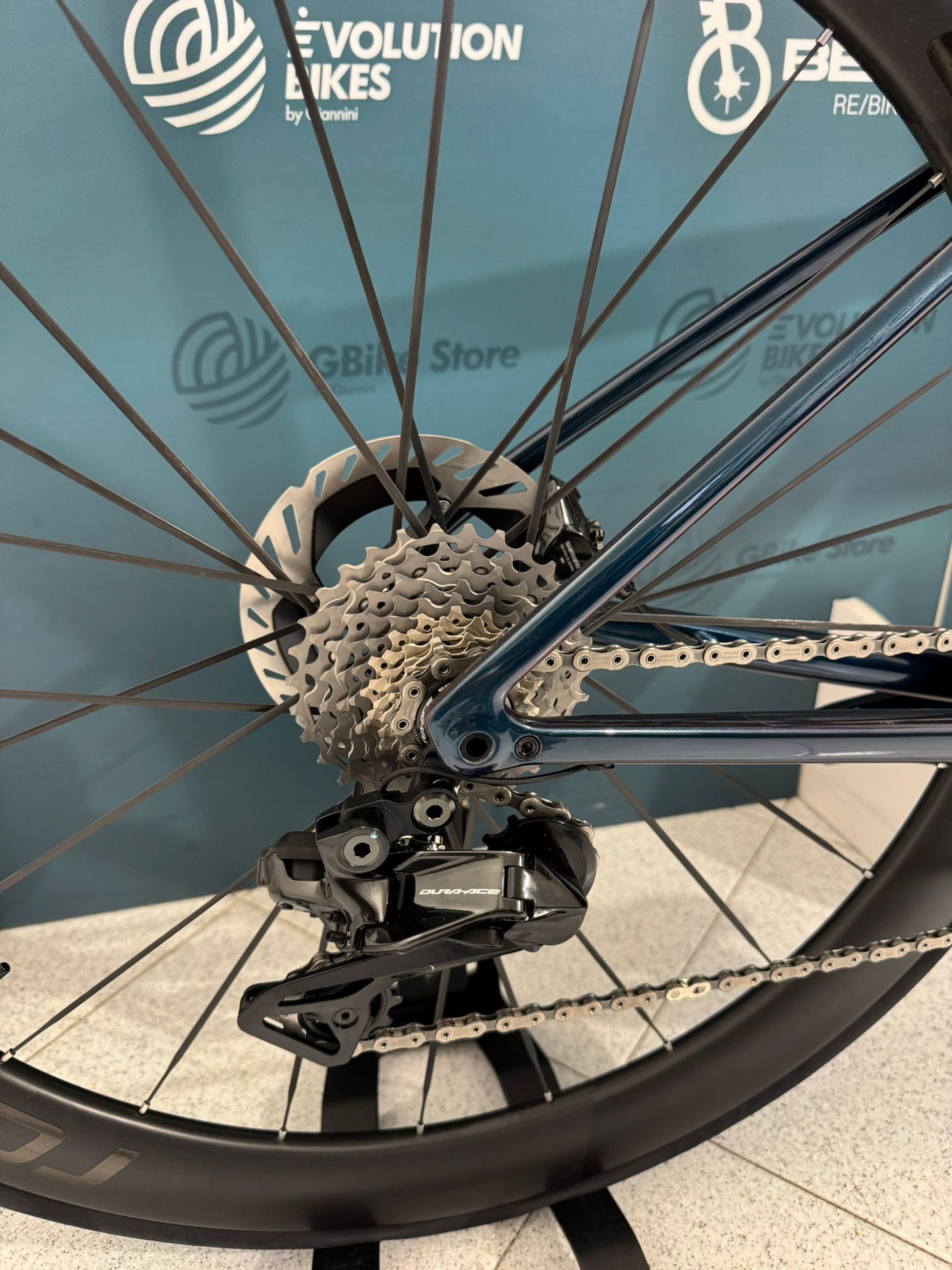 Specjalistyczne S-Works Tarmac SL8 Dura-Ace Di2 12v Rozmiar 49 - Demo