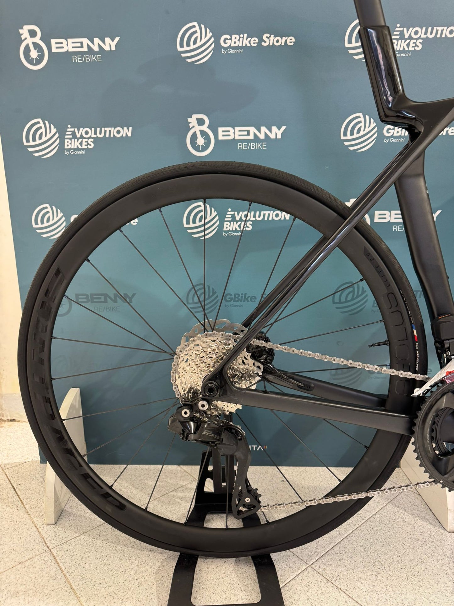 Trek Madone SL 6 Gen 8 2025 Taglia ML - Demo