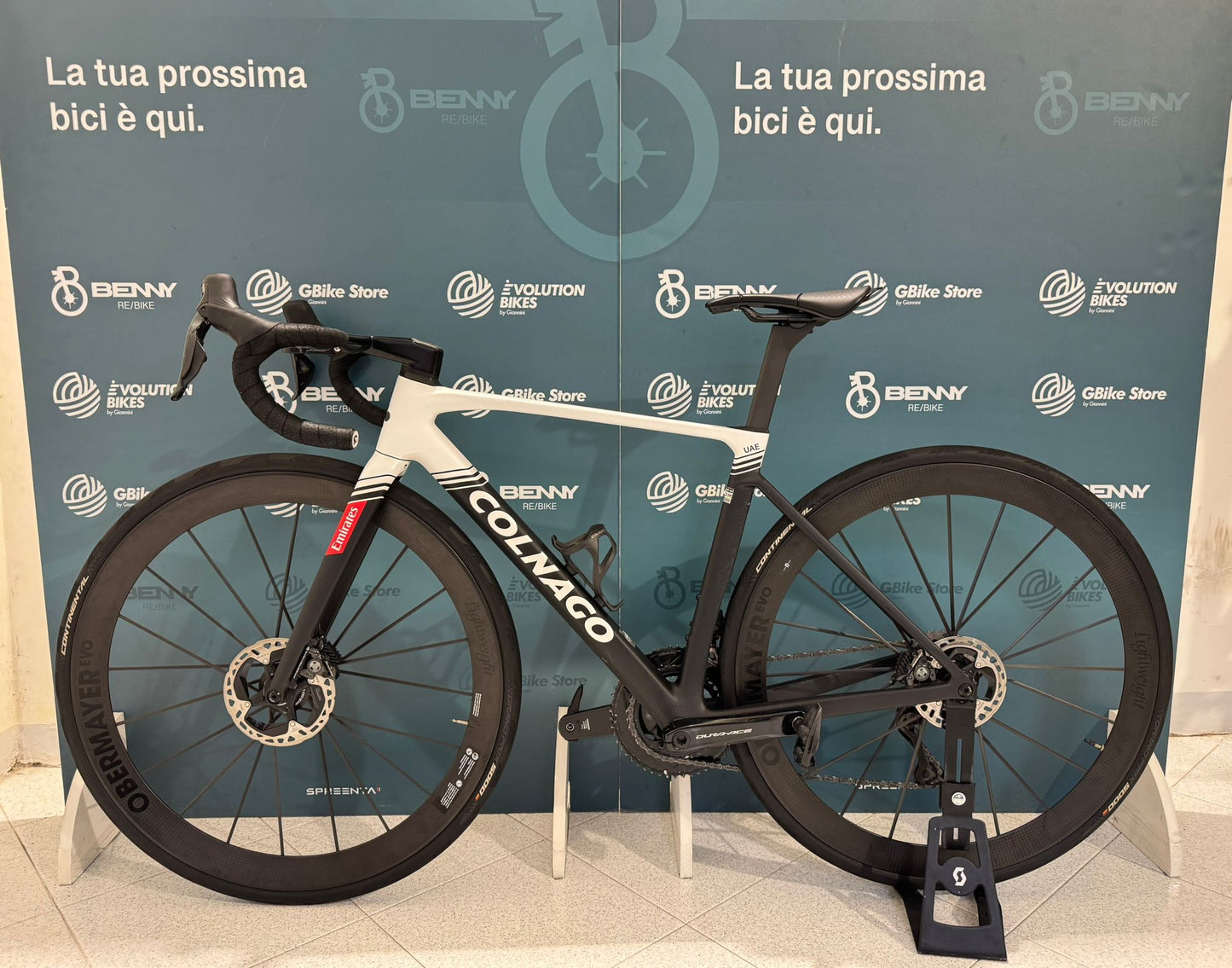 Colnago V5Rs Dura-Ace R9270 Di2 12v, lekki, rozmiar 45,5 - używany