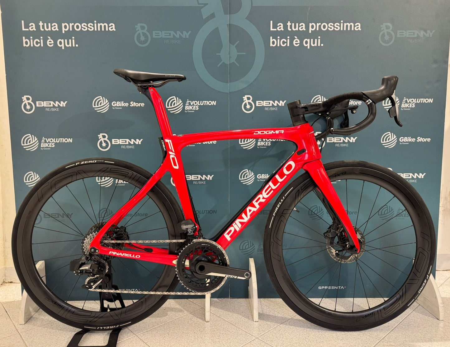 Pinarello Dogma F10 Disc AXS Talla 54 - Usado