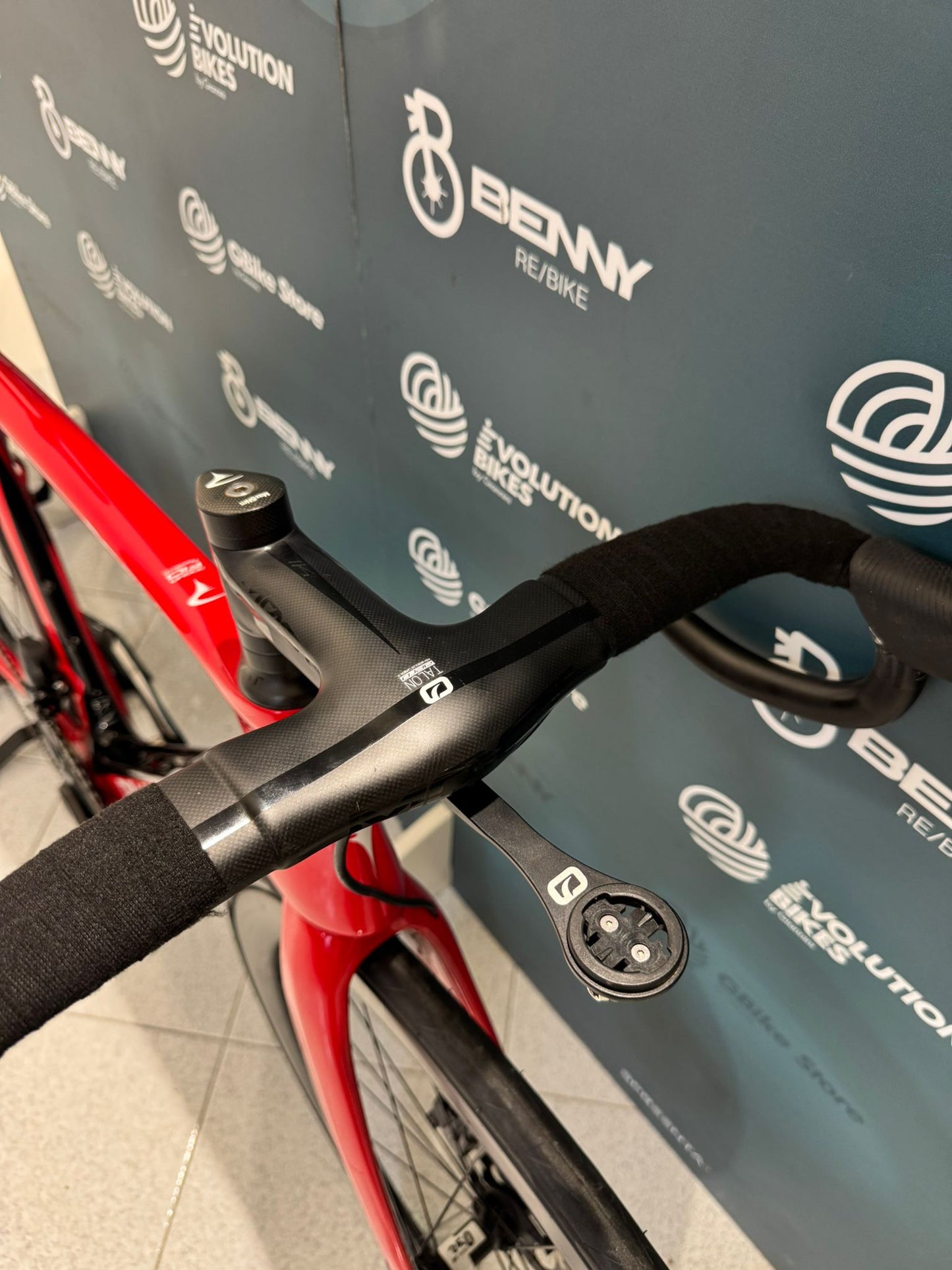 Pinarello Dogma F10 Disc AXS Talla 54 - Usado