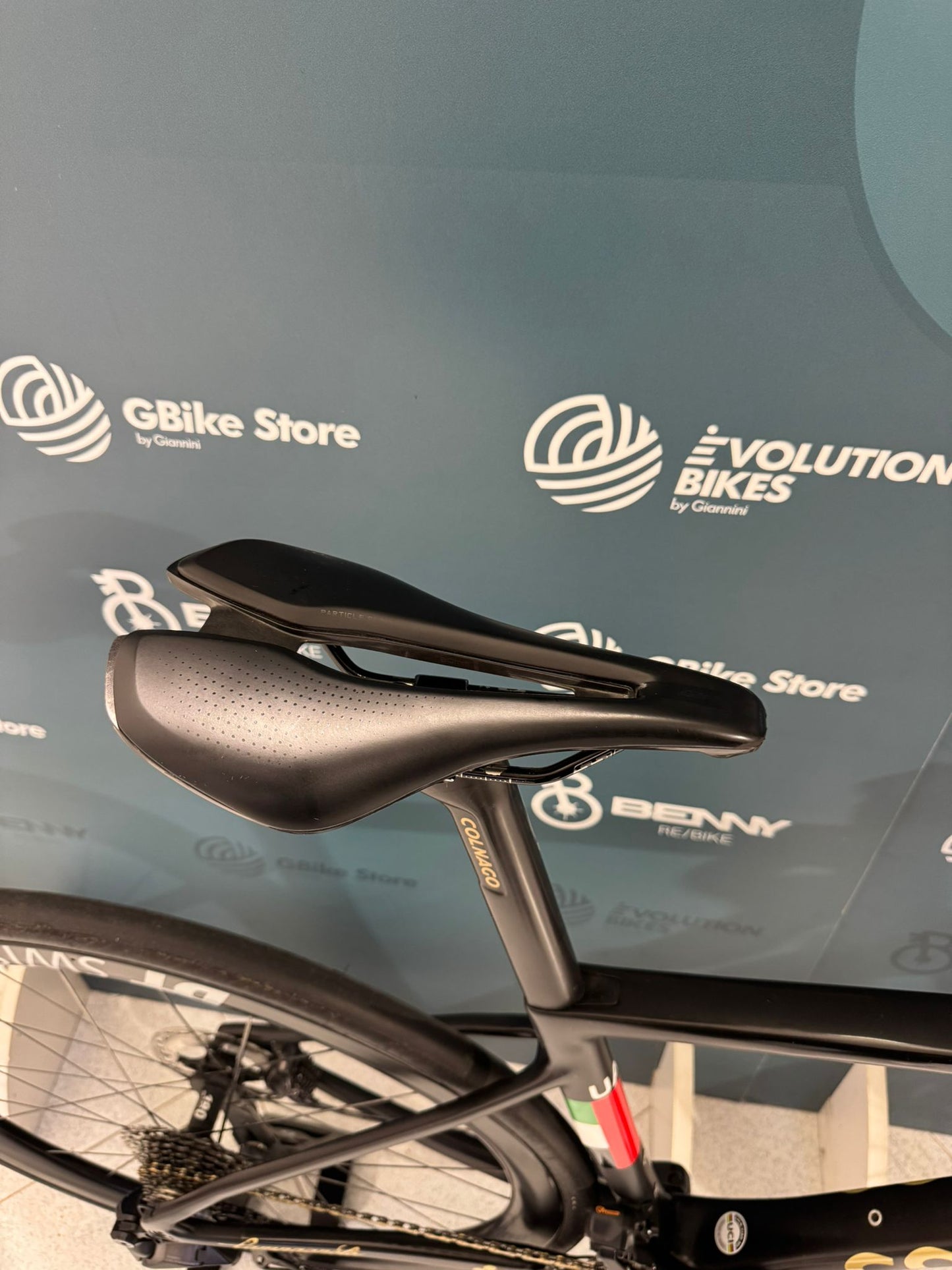 Colnago V3RS UAE Emirates Team Taglia 45S - Usata