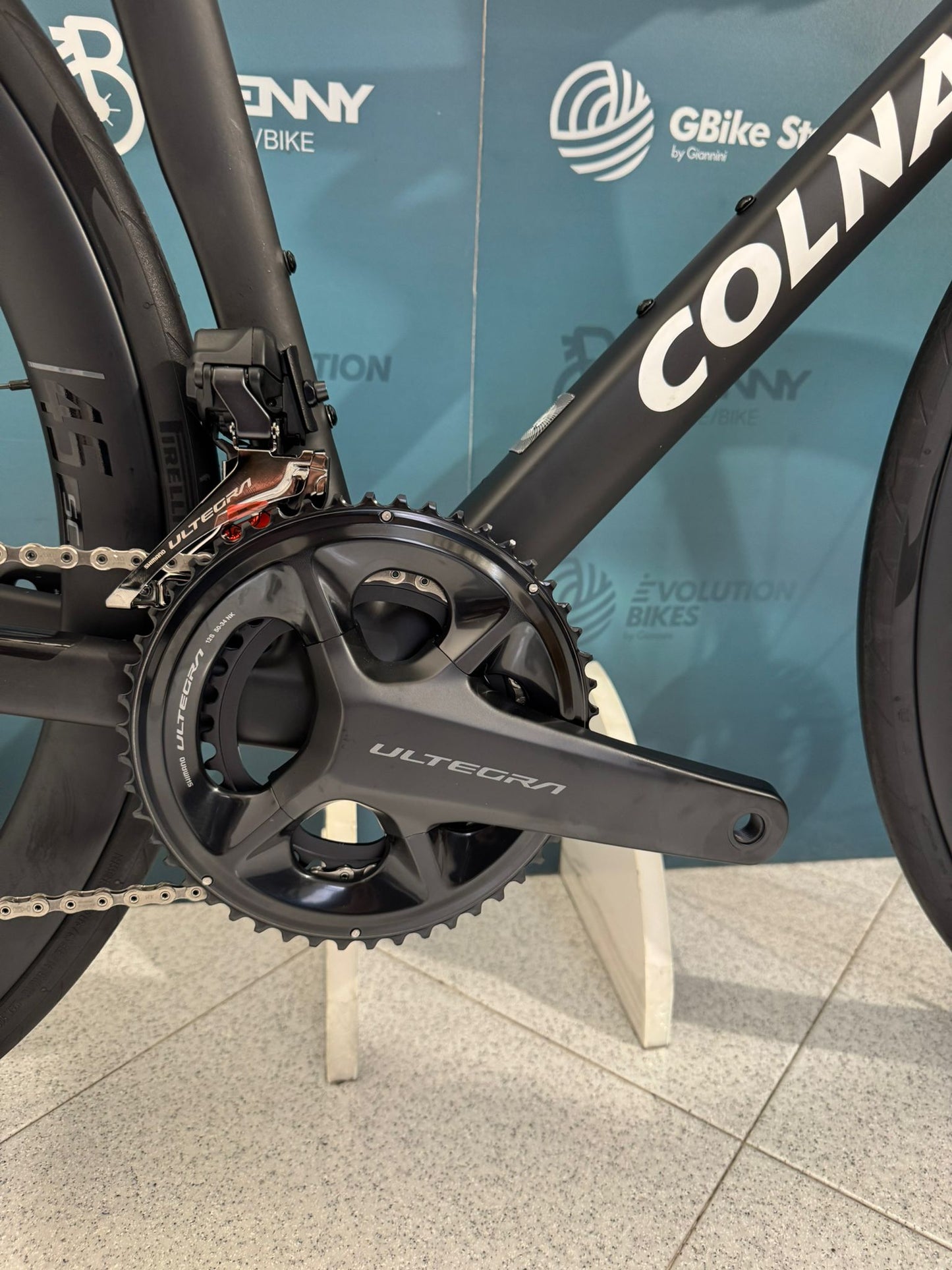 Colnago V5RS Ultegra Di2 R8170 SC45 Tamaño 510 - Demostración