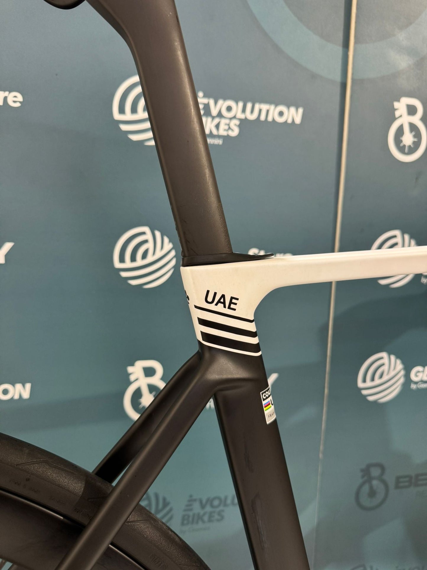 Colnago V5RS Ultegra Di2 R8170 SC45 Tamaño 510 - Demostración