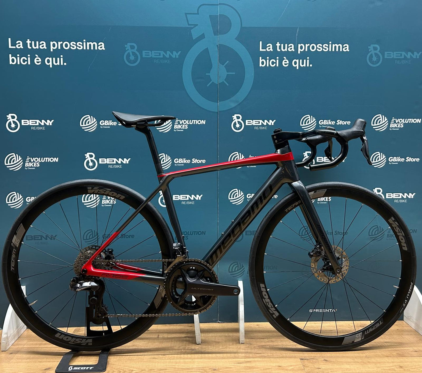 Megamo Raise 05 Tamaño S - Usado