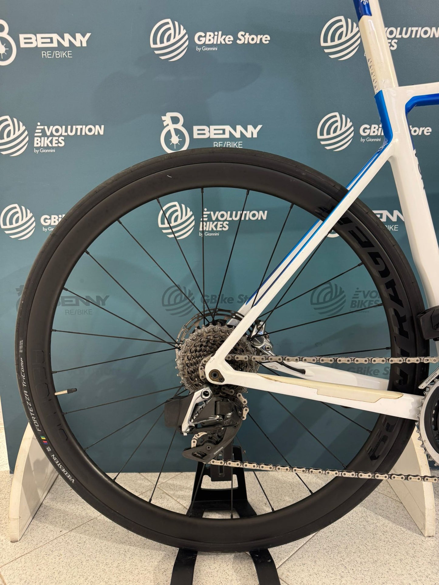 Colnago V3Rs Rouge AXS Taille 52S - Occasion