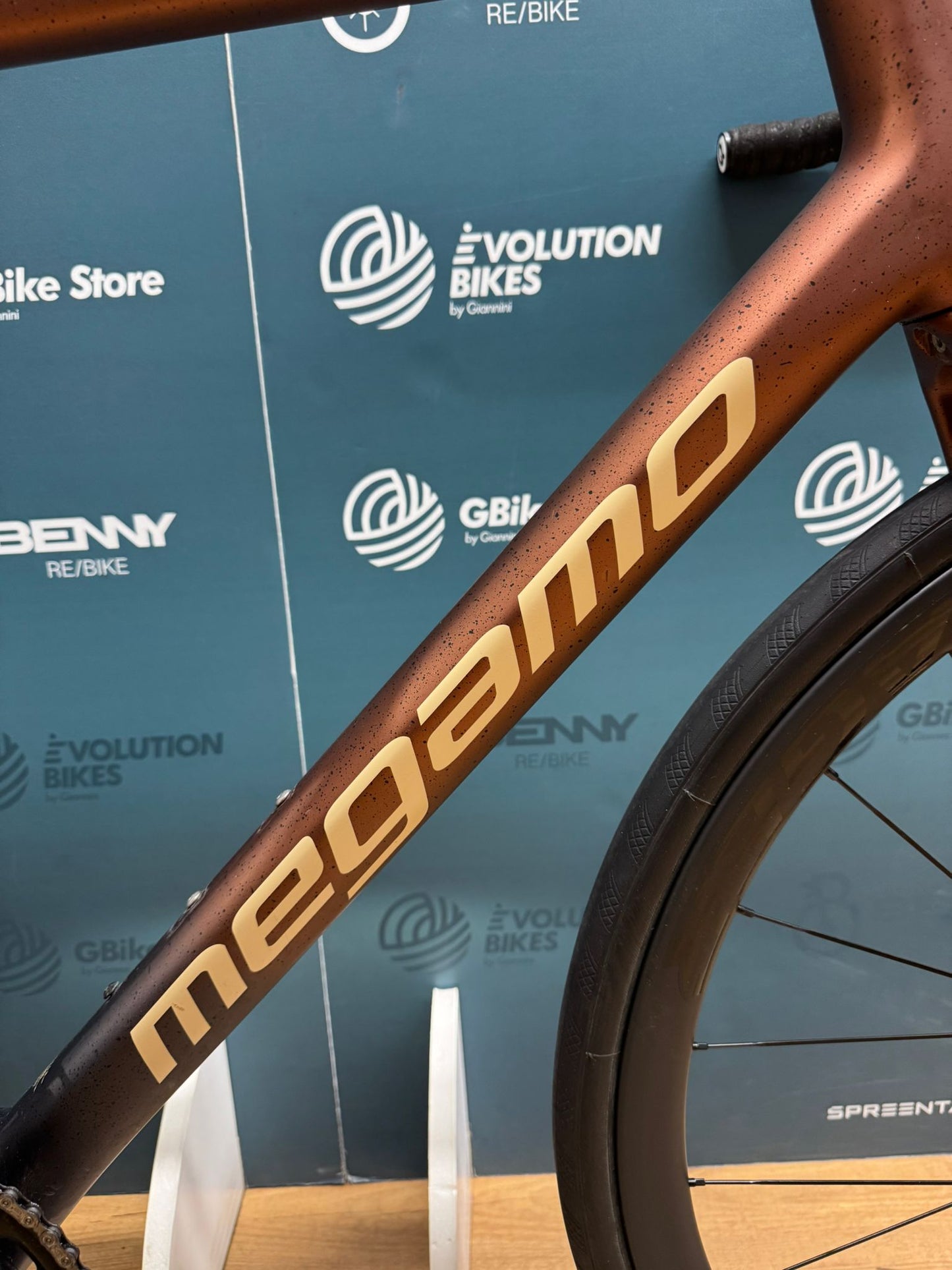 Megamo Seide 08 Größe XL - Gebraucht