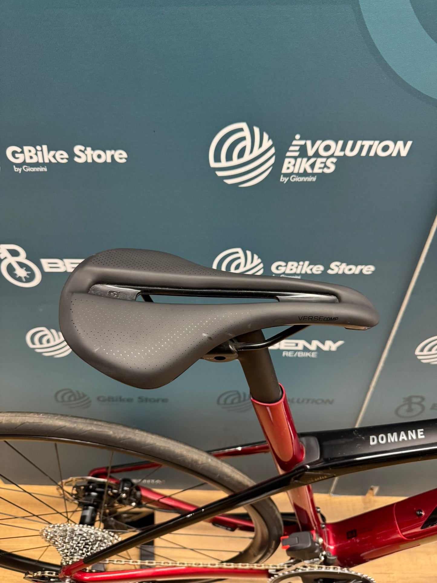 Trek Domane SL 6 AXS Disc Size 47 - Demos