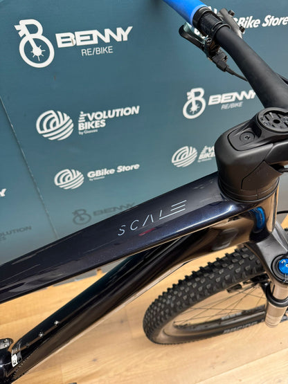 Scott Scale Taille 930 L - Utilisé