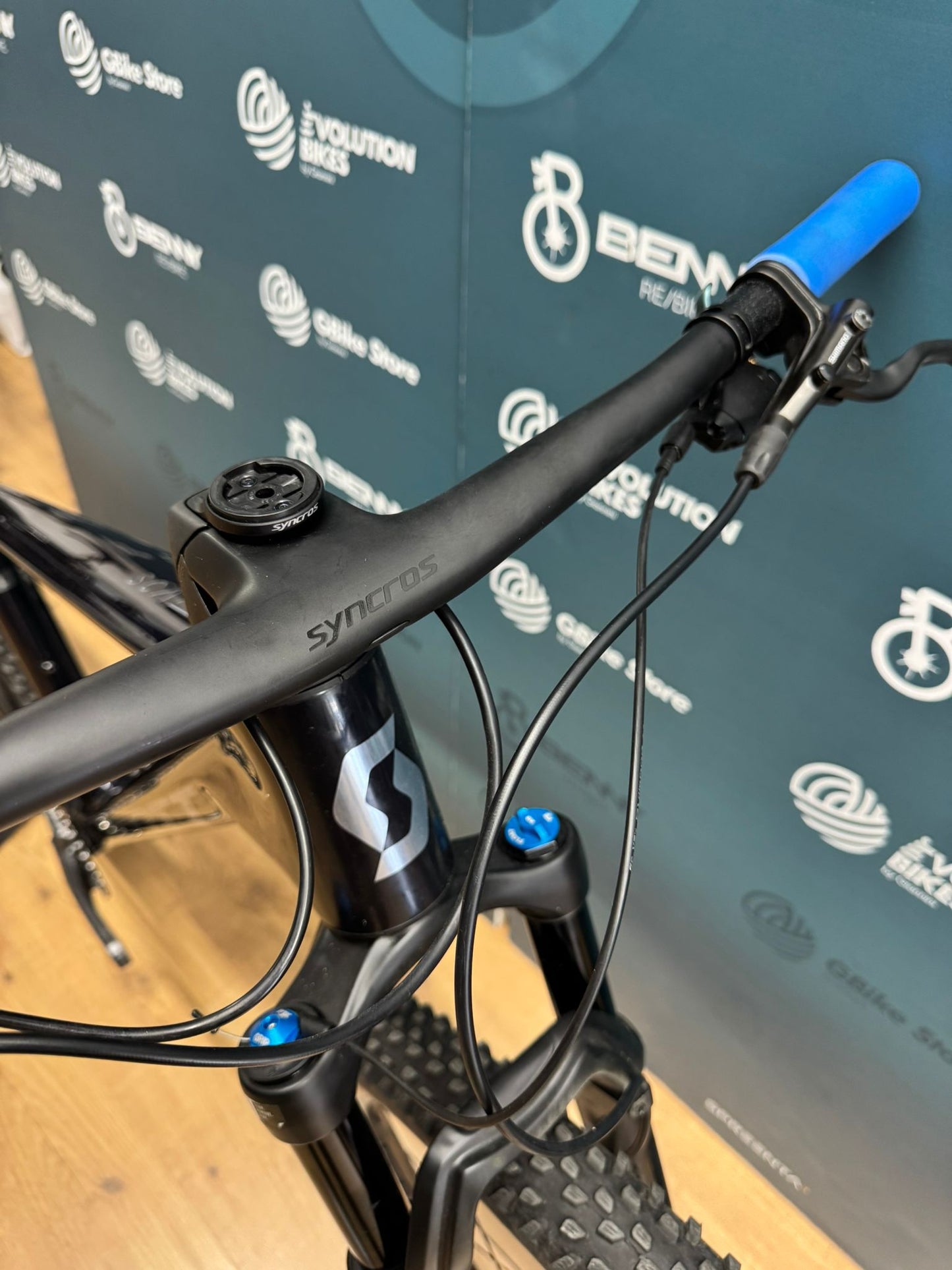 Scott Scale Taille 930 L - Utilisé