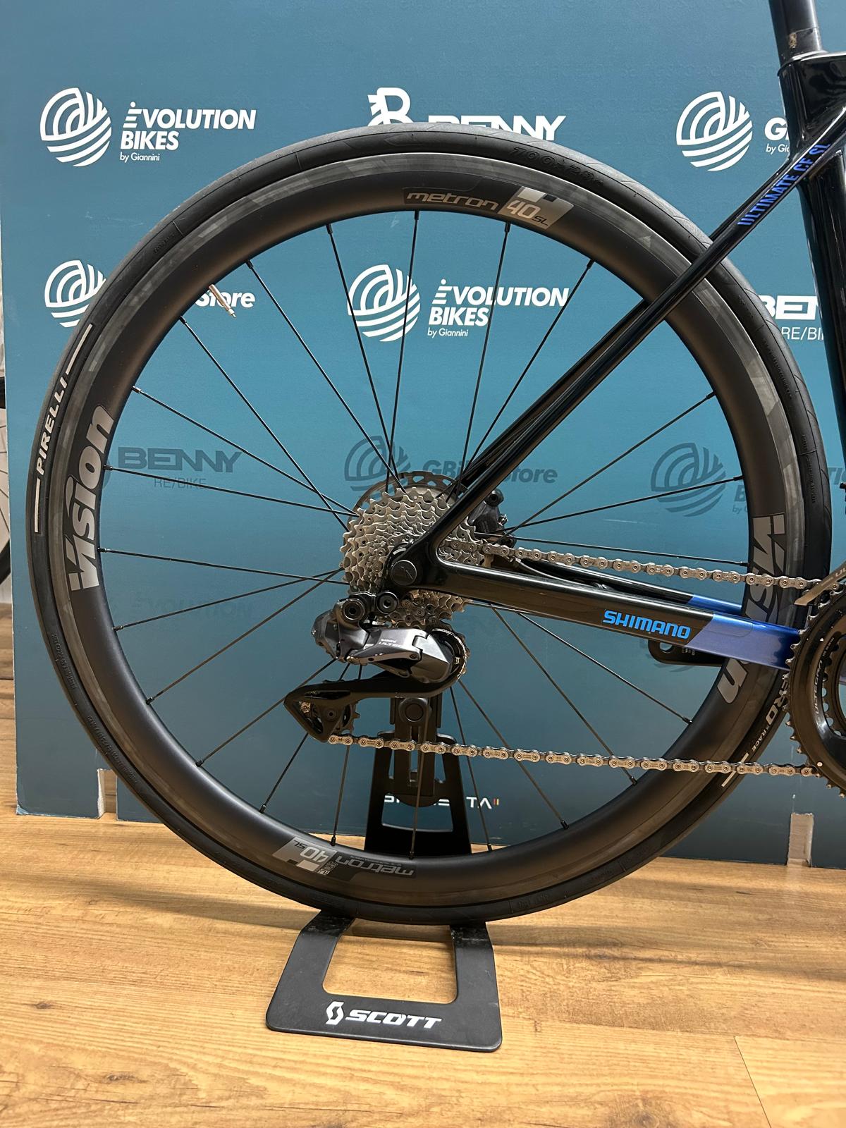 Canyon Ultimate CF SL 8 Taille Aéro S - Utilisé