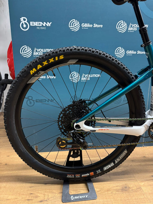 Megamo Tor XX1 w rozmiarze M - Używany