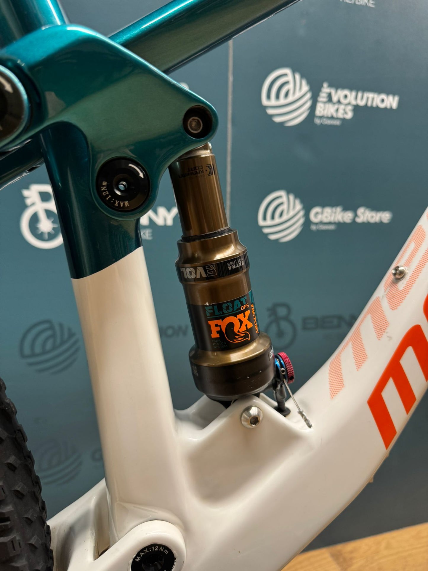 Megamo Tor XX1 w rozmiarze M - Używany