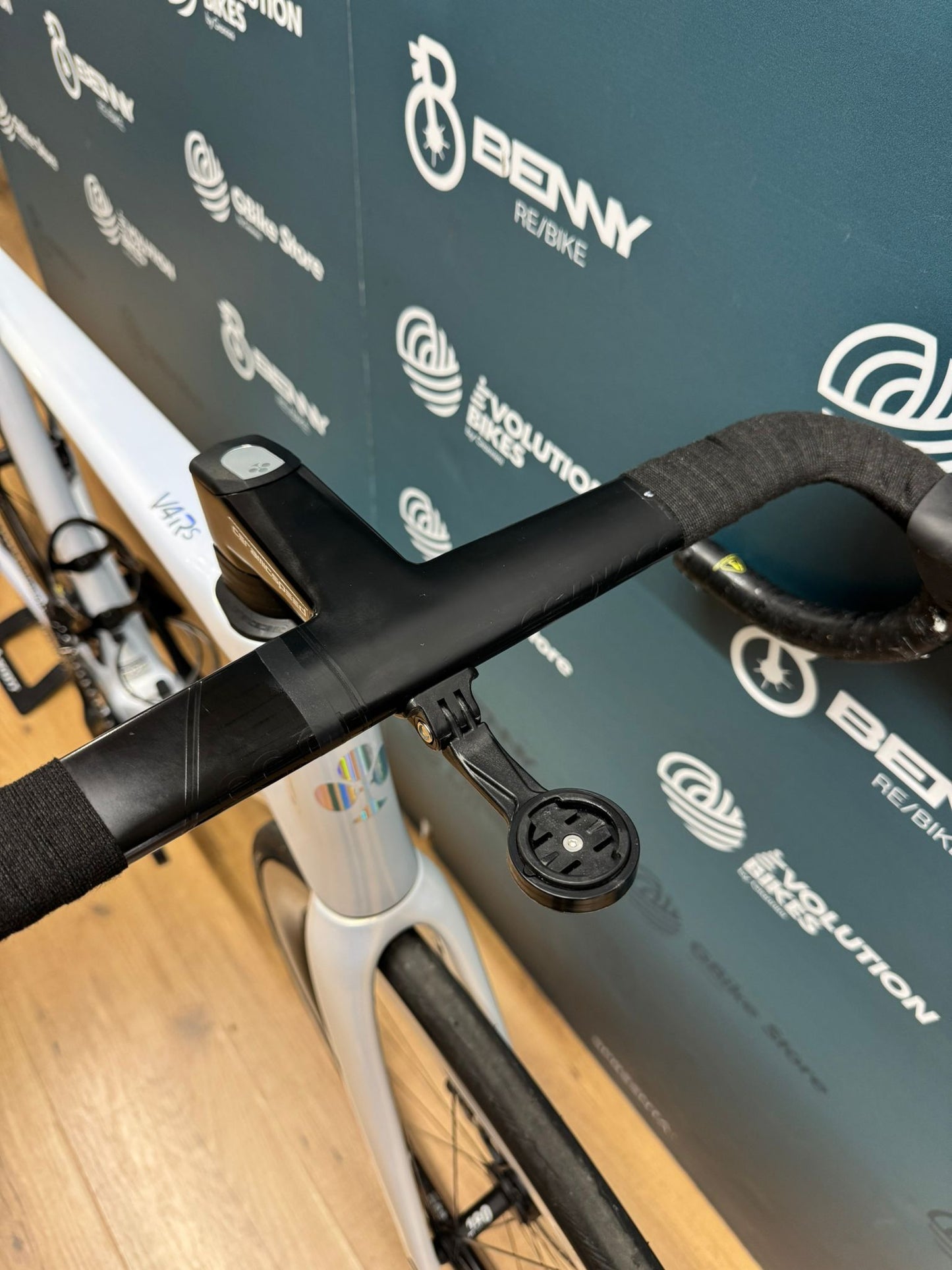 Colnago V4Rs Ultegra Di2 12v rozmiar 550 - używany