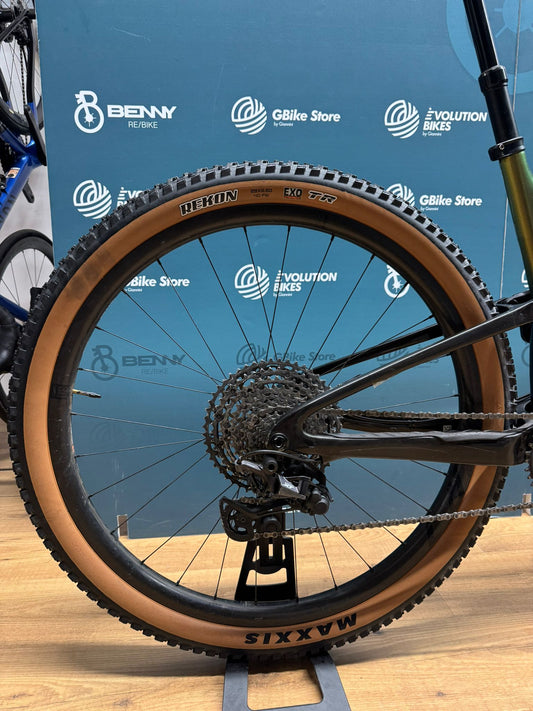 Hymne géant Pro 1 taille L - Utilisé