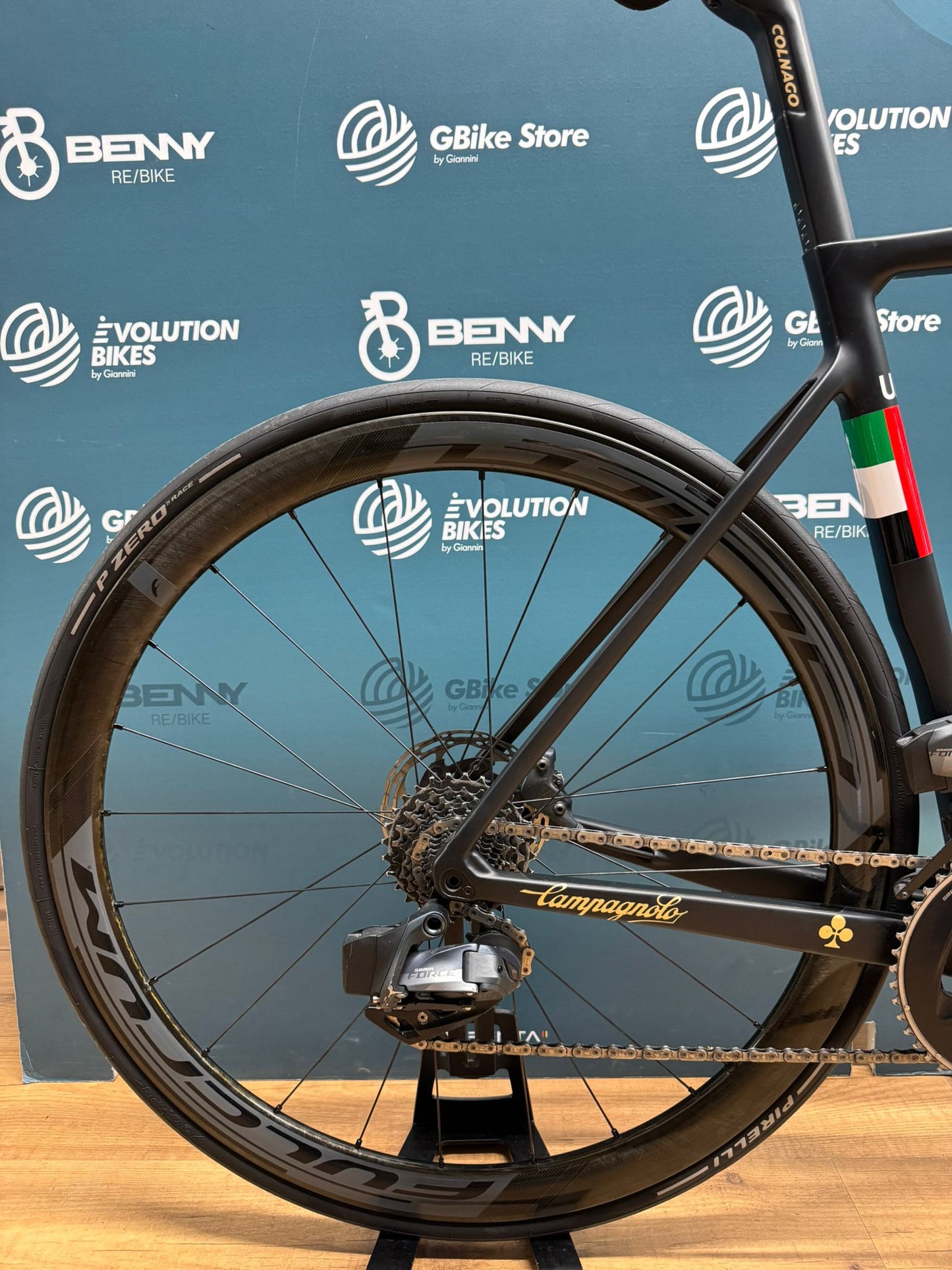 Colnago V3Rs UAE AXS Größe 52S – Gebraucht