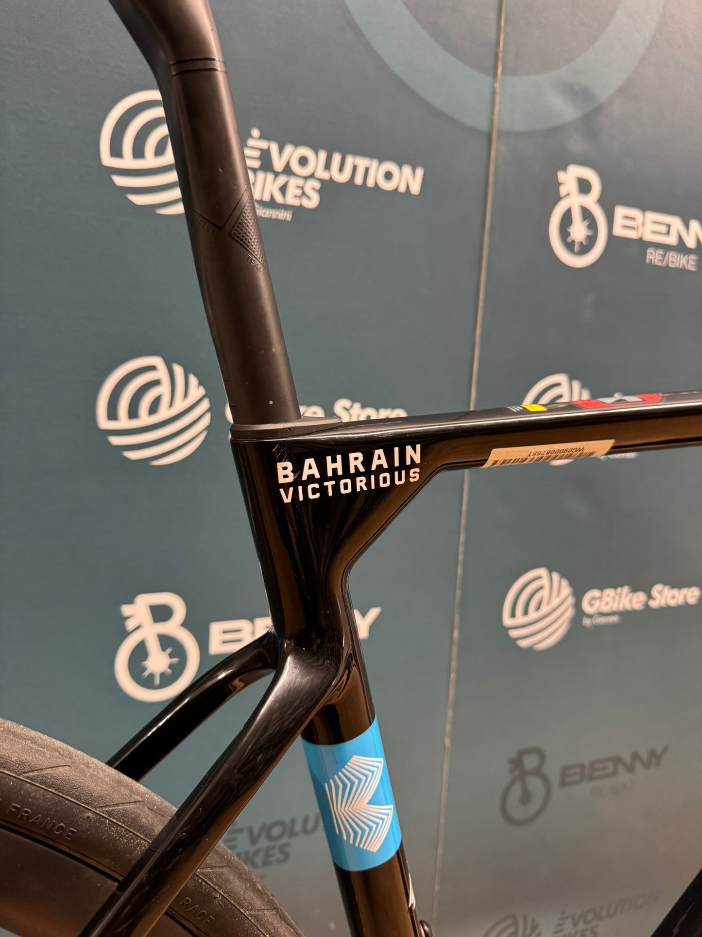 Rzeźba Merida Bahrajn Zwycięski Rozmiar M - Używany