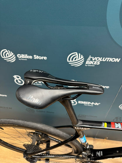 Rzeźba Merida Bahrajn Zwycięski Rozmiar M - Używany