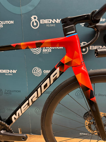 Rzeźba Merida Bahrajn Zwycięski Rozmiar M - Używany