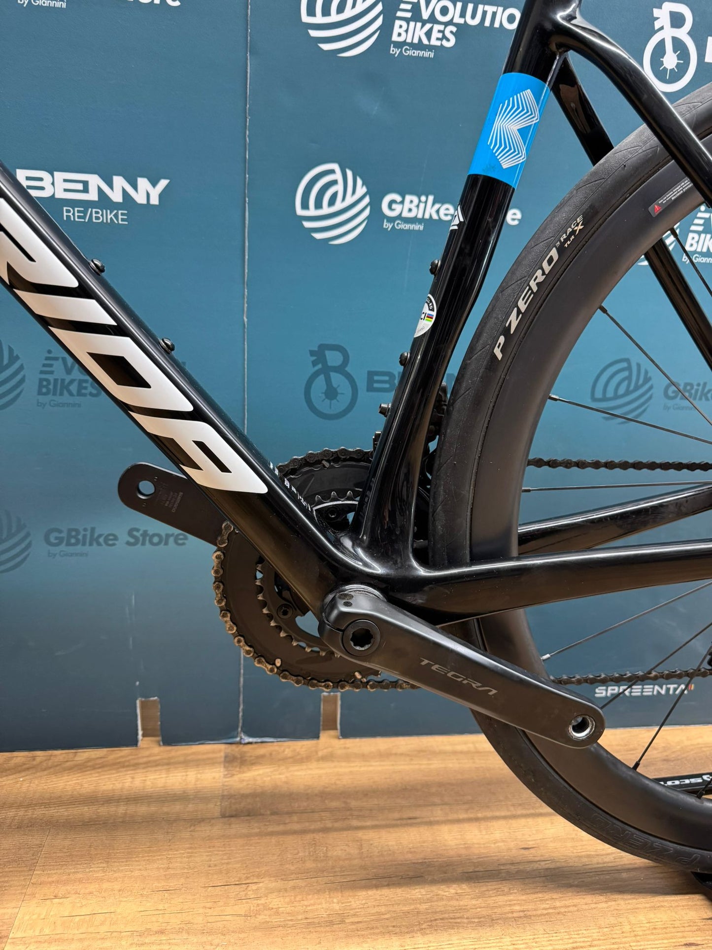 Rzeźba Merida Bahrajn Zwycięski Rozmiar M - Używany