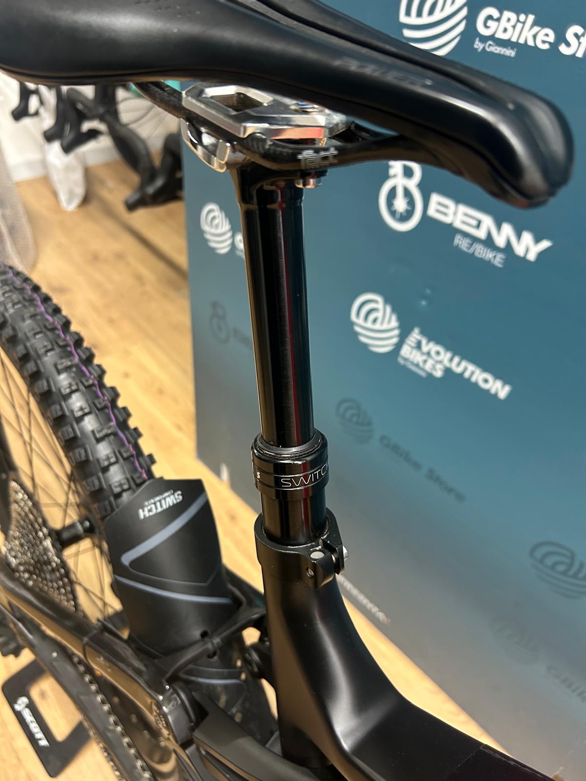 Tamaño Brinke XXR Carbono L - Usado