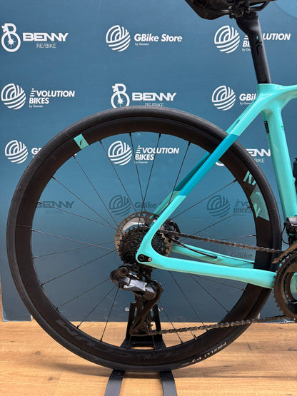 Bianchi Infinito Disc Ultegra Di2 12v Größe 53 - Gebraucht