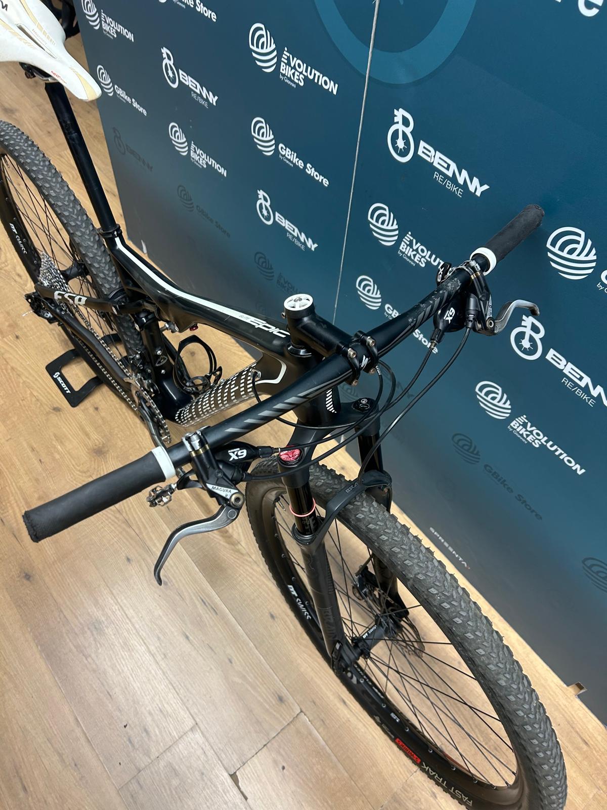 Specialized Epic Elite-Größe M - Gebraucht