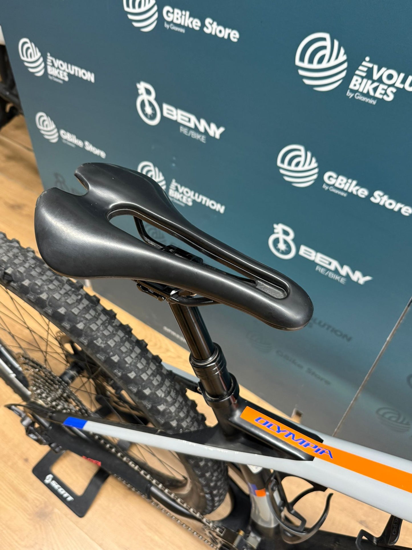 Größe Olympia F1 S - Gebraucht