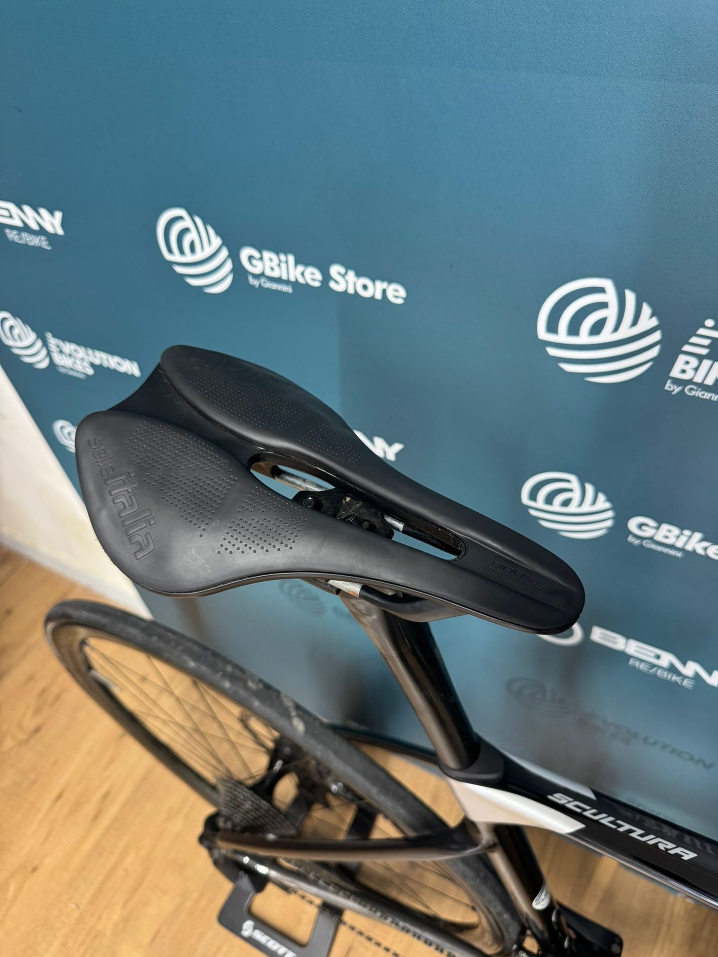 Merida Scultura 8000 Ultegra Di2 12v Taille M - Utilisé