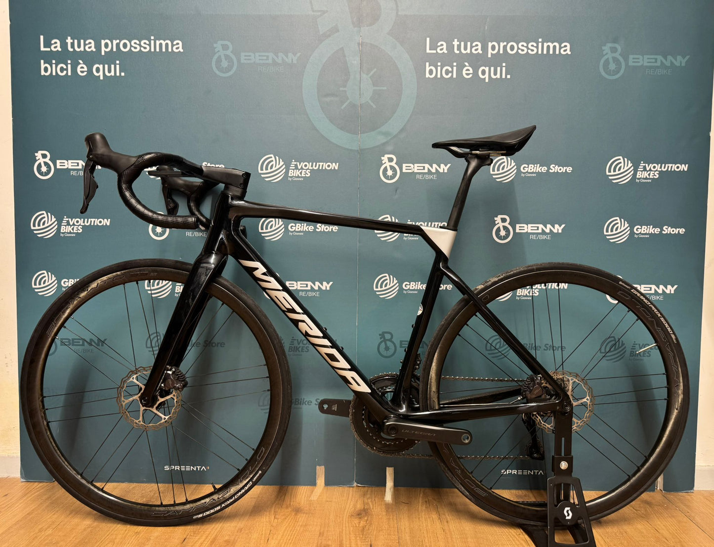 Merida Scultura 8000 Ultegra Di2 12v Taille M - Utilisé